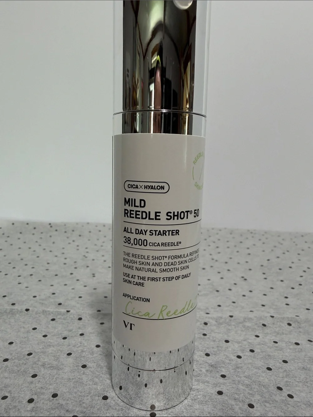 VT Cica x Hyalon Mild Reeedle Shot 50 —Moisturizer all day starter